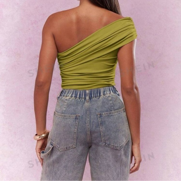 MISSGUIDED Jersey One Shoulder Ruched Bodysuit - Picture 2 of 3